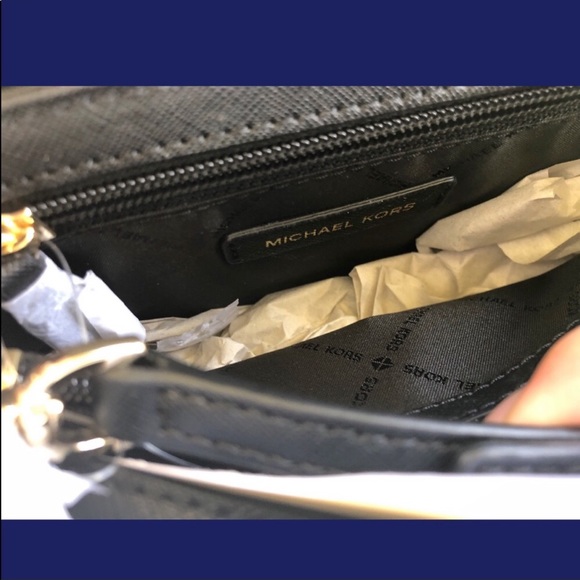 👜💕NWT Michael Kors Satchel&Crossbody - Picture 5 of 7